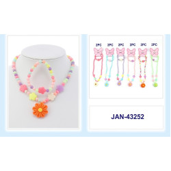 Flower Bead Necklace with Matching Bracelet