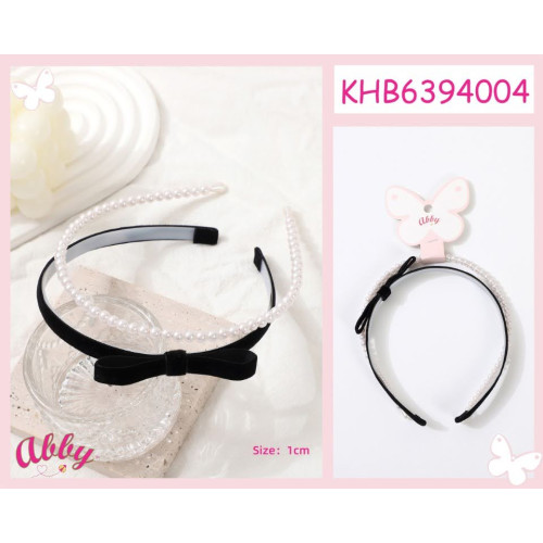 Set of 2 headbands, one pearl and one black velvet